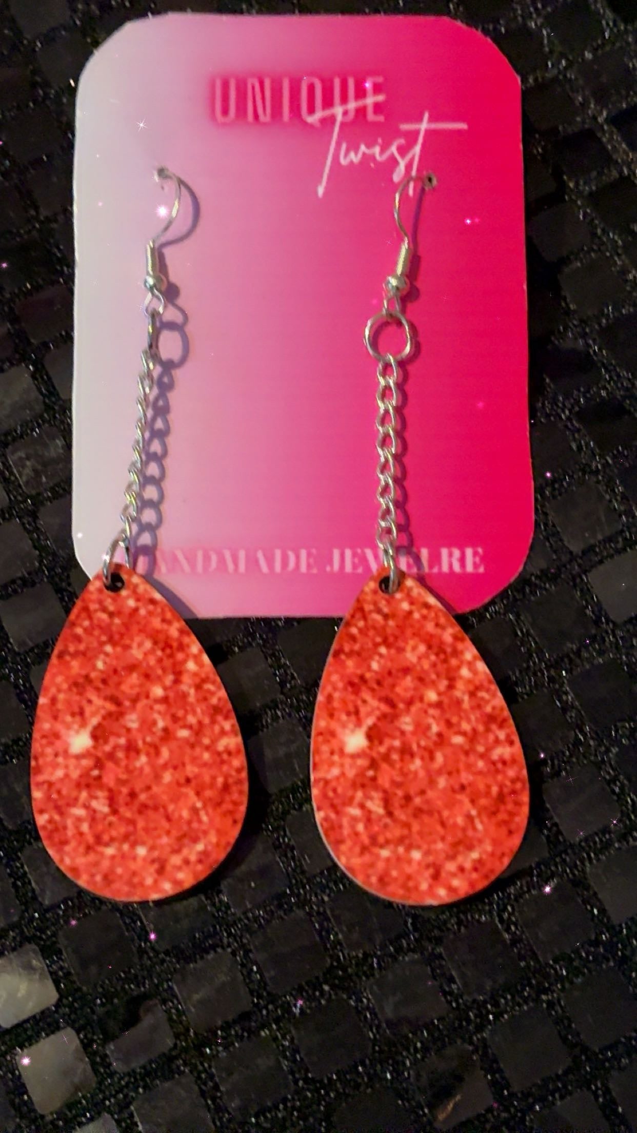 Teardrop earring