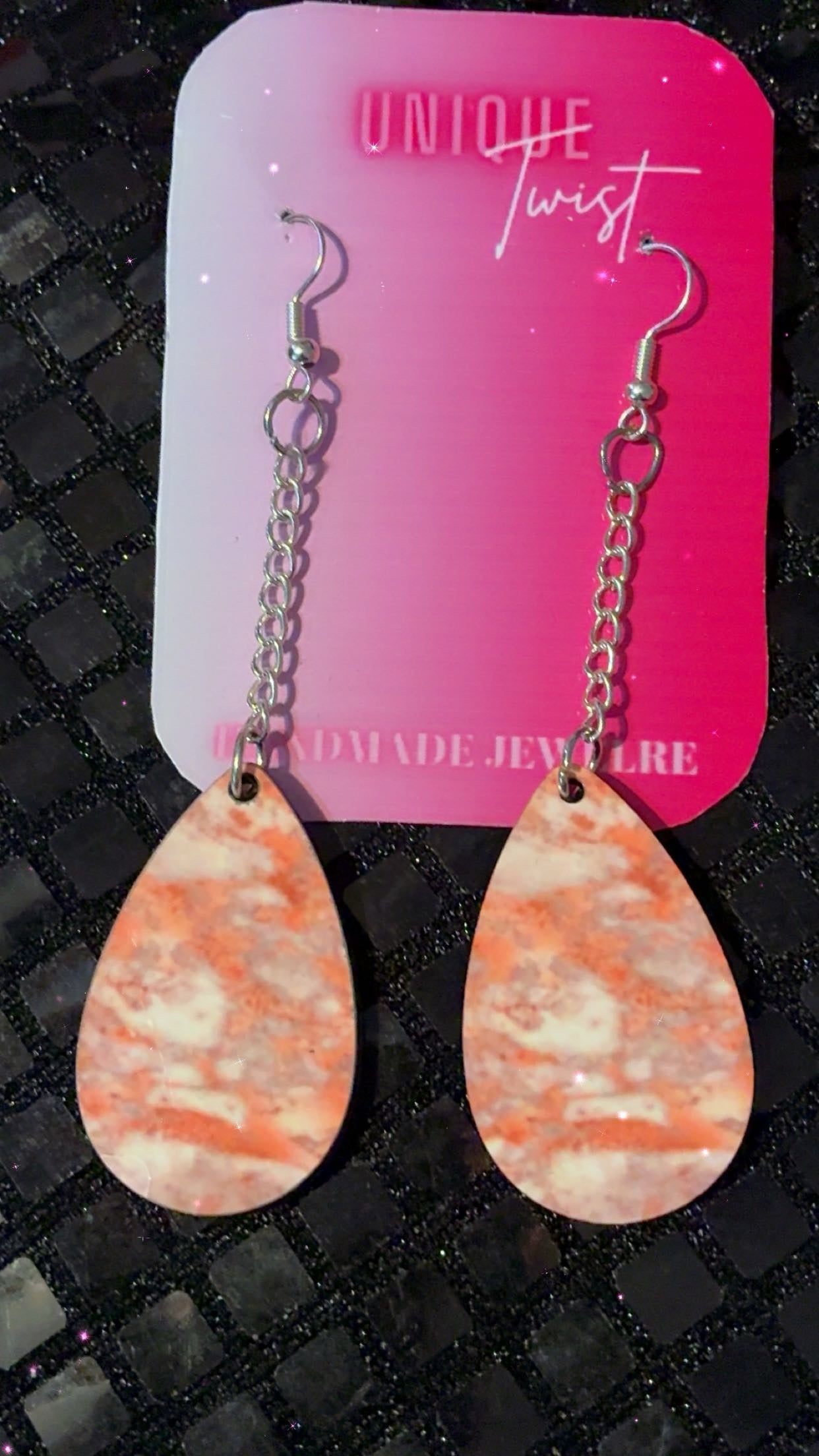 Teardrop earring